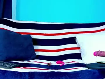 glossybabe_ – webcam model profile photo Image 15