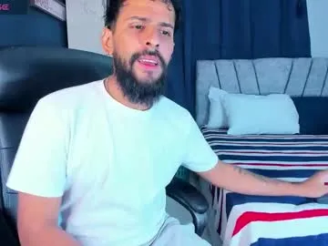 glossybabe_ – webcam model profile photo Image 19