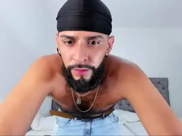 glossybabe_ – webcam model profile photo Image 7