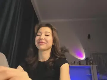 krissone – webcam model profile photo Image 18