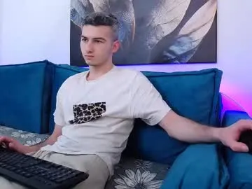 loveuniverse8 – webcam model profile photo Image 4