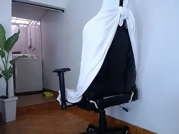 vixenvictoriaa – webcam model profile photo Image 9