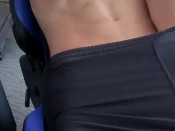 xlunami – webcam model profile photo Image 9