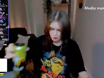 lucy1990xxx – webcam model profile photo Image 14