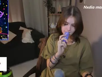 lucy1990xxx – webcam model profile photo Image 18