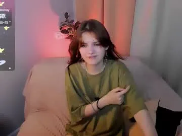 lucy1990xxx – webcam model profile photo Image 2