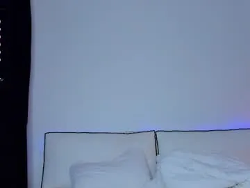 xunybany – webcam model profile photo Image 6