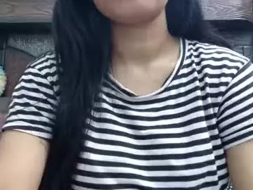 xunybany – webcam model profile photo Image 6