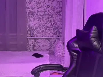 xunybany – webcam model profile photo Image 4