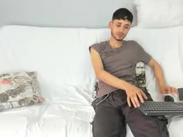 xlunami – webcam model profile photo Image 17