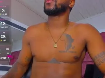 Ellidi – webcam model profile photo Image 18