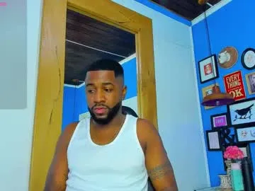 Ellidi – webcam model profile photo Image 6