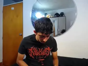 livslifee – webcam model profile photo Image 15