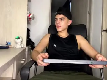 yourfavorite_bigclit – webcam model profile photo Image 4