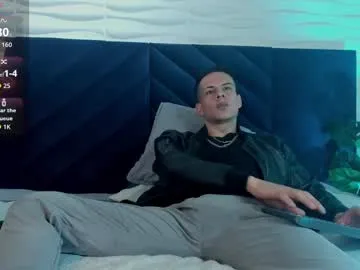 cute_fox_girl – webcam model profile photo Image 12