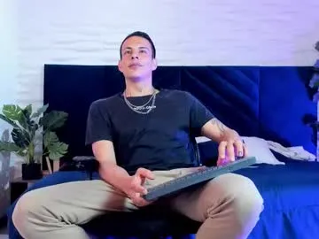 cute_fox_girl – webcam model profile photo Image 17