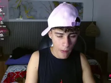 webchrissy – webcam model profile photo Image 15