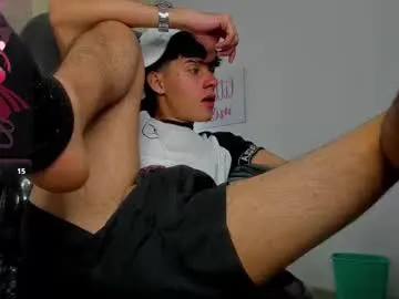 webchrissy – webcam model profile photo Image 7