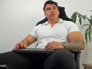 vixenvictoriaa – webcam model profile photo Image 4