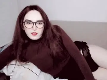 lila_elliot – webcam model profile photo Image 9
