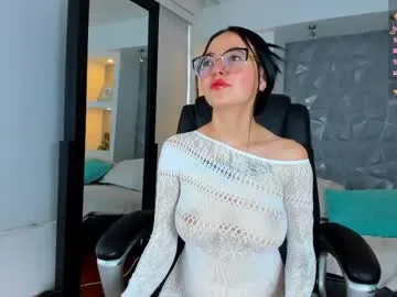 xunybany – webcam model profile photo Image 2