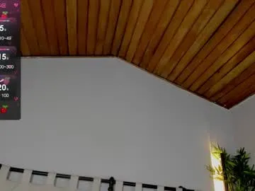 xlunami – webcam model profile photo Image 6