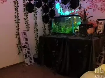 millemimi – webcam model profile photo Image 15