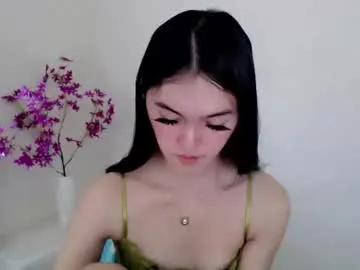 Vik1One1 – webcam model profile photo Image 13