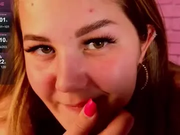 lucy1990xxx – webcam model profile photo Image 12