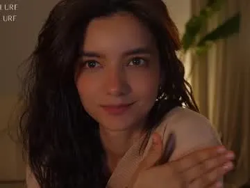 ellelure_ Image 18