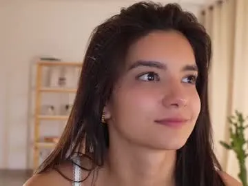 ellelure_ Image 6
