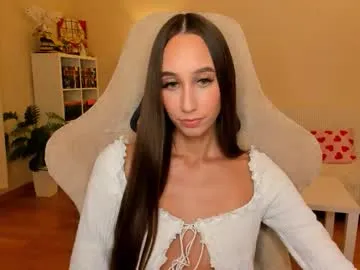molochnaya000 – webcam model profile photo Image 17