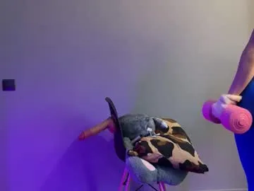 vika_loves_you – webcam model profile photo Image 17