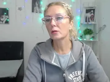 emmapark738567 – webcam model profile photo