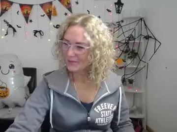 James-Eva0 – webcam model profile photo Image 2