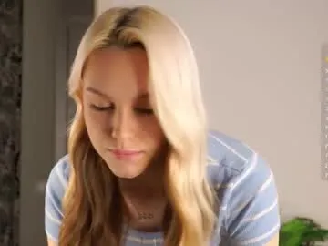 emma_scott_7 – webcam model profile photo Image 11