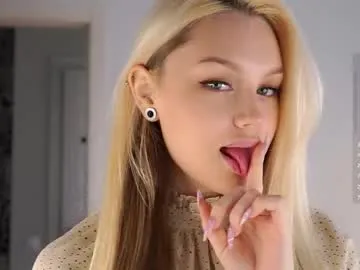 emma_scott_7 – webcam model profile photo Image 9