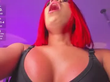 emmily_savage Image 2