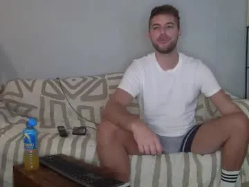 Ellidi – webcam model profile photo Image 15