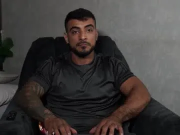 mayadashaaa – webcam model profile photo Image 4