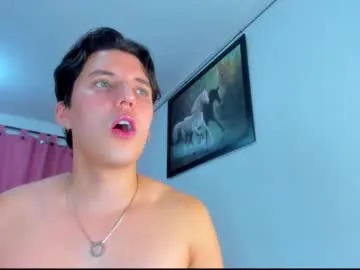 PeachPie – webcam model profile photo Image 4