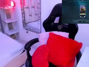 sara_williams01 – webcam model profile photo Image 11