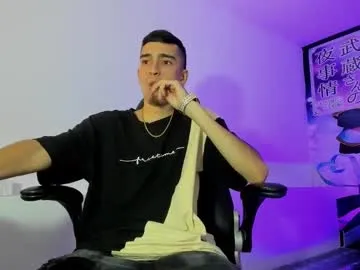 xlunami – webcam model profile photo Image 11