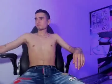 xlunami – webcam model profile photo Image 6