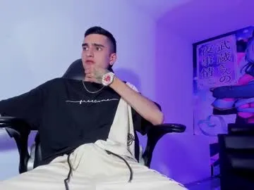 xlunami – webcam model profile photo Image 8