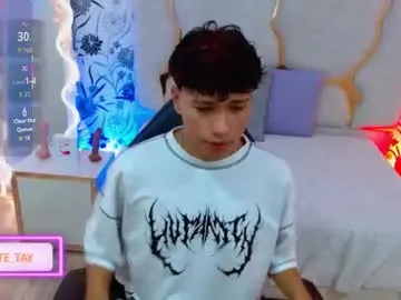 luna_fioree – webcam model profile photo Image 10