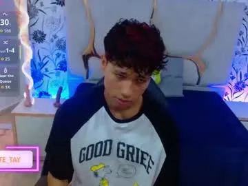 luna_fioree – webcam model profile photo Image 13