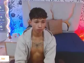 luna_fioree – webcam model profile photo Image 5