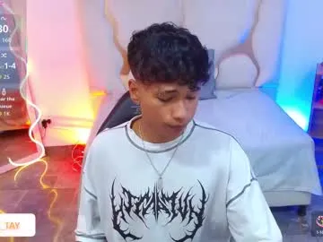 luna_fioree – webcam model profile photo Image 8