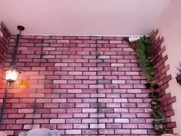 PeachGirl – webcam model profile photo Image 9